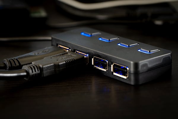 USB Hub with multiple port connections